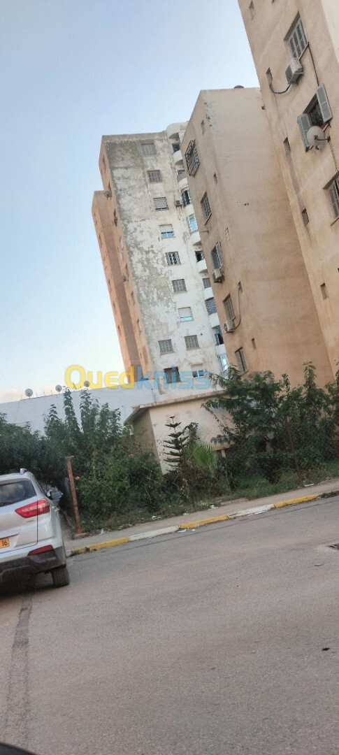 Location Appartement F4 Alger Bordj el bahri