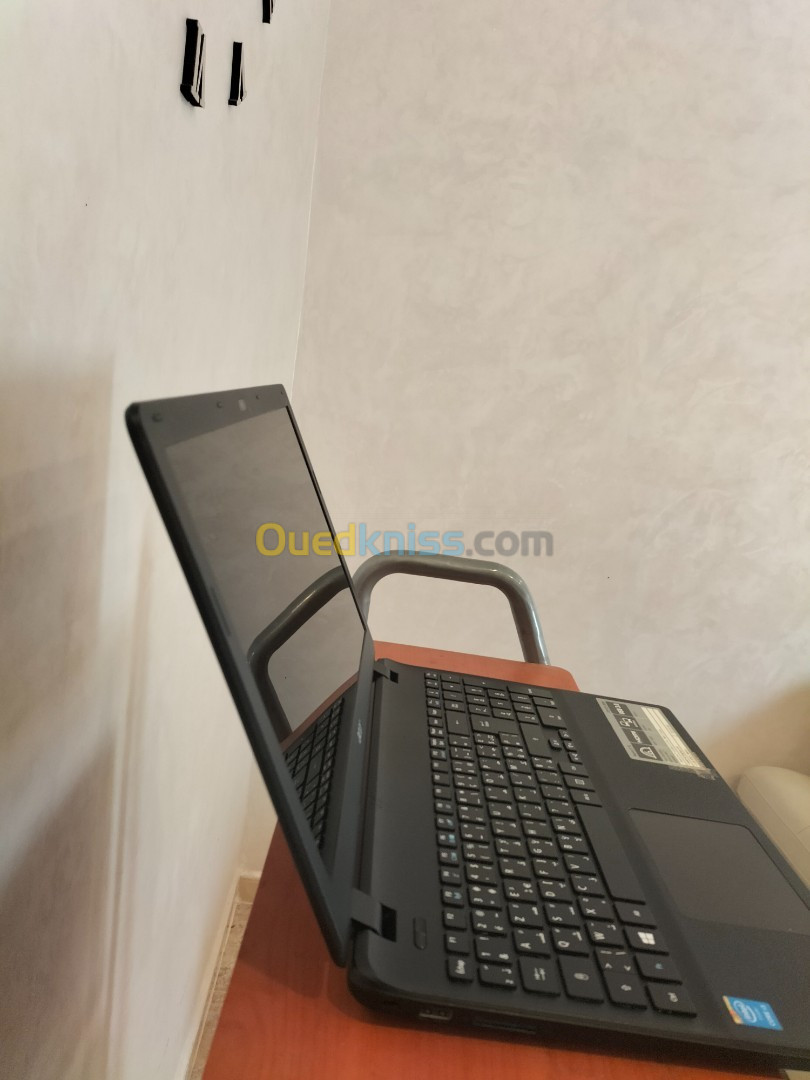 Acer Aspire ES1 - 571