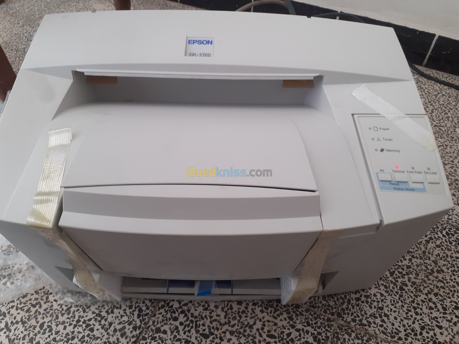 A vendre Imprimante laser Epson epl 5700 