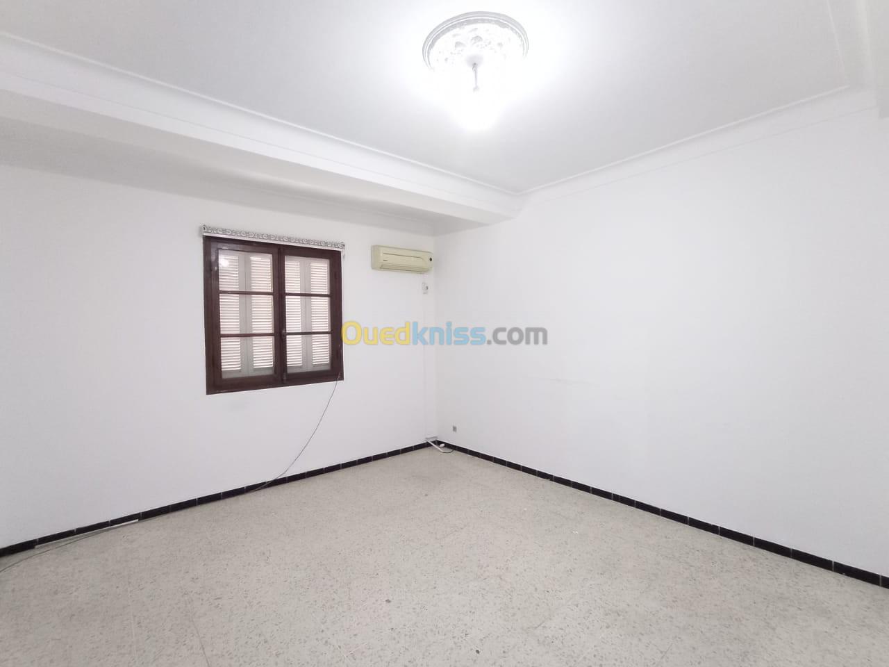 Location Appartement F4 Alger Dar el beida