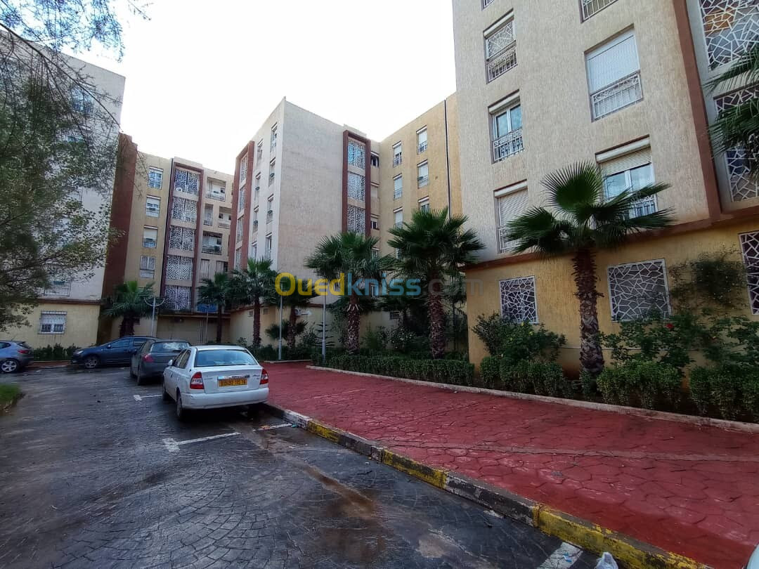 Location Appartement F4 Alger Reghaia