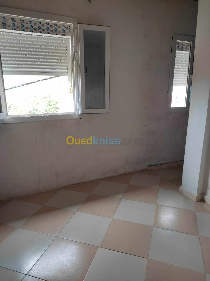 Location Niveau De Villa F3 Annaba El bouni