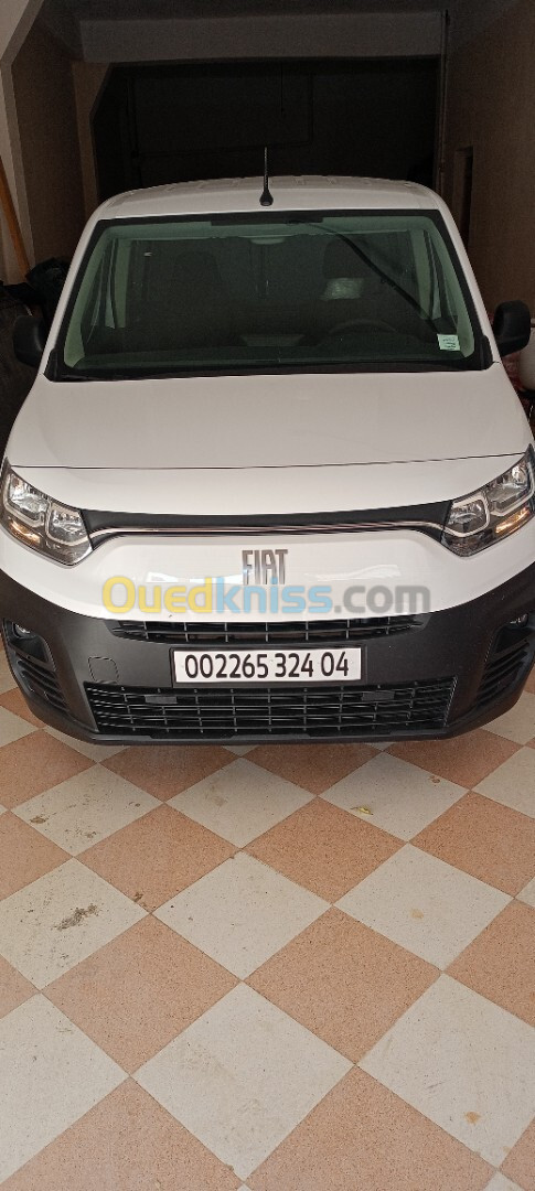 Fiat Doblo 2 place dz 2024 وهران