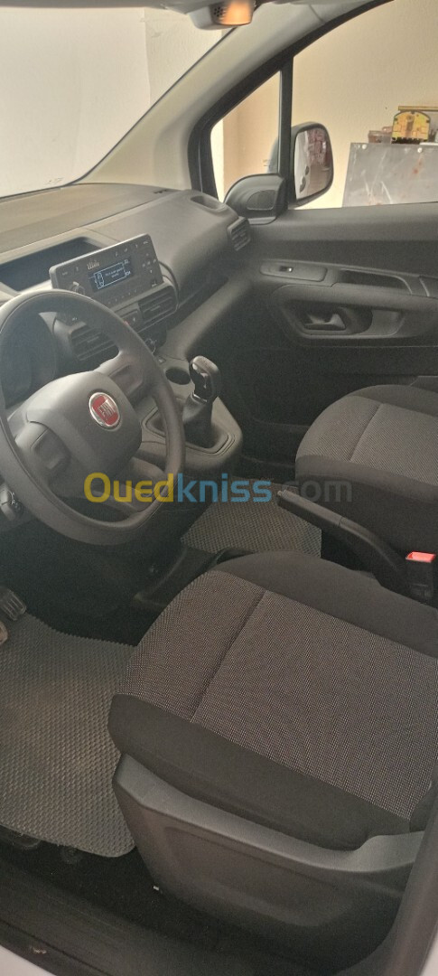 Fiat Doblo 2 place dz 2024 وهران