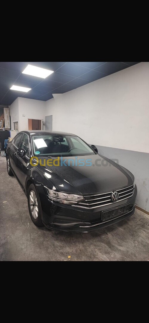 Volkswagen Passat 2023 Confortline