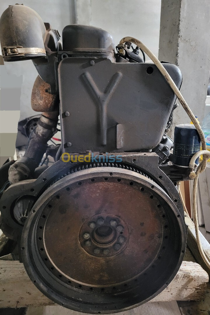 moteur deutz 4 cylindres 3000 