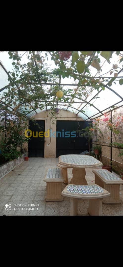 Location vacances Niveau De Villa F2 Alger Rais hamidou