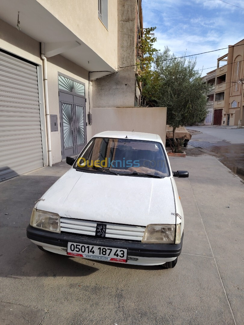 Peugeot 205 1987 Junior