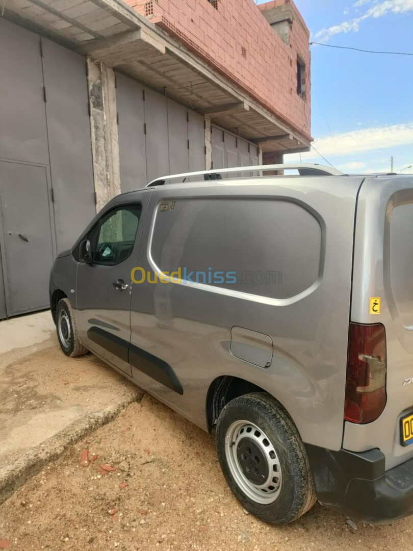 Fiat Doblo 2023 تجاري