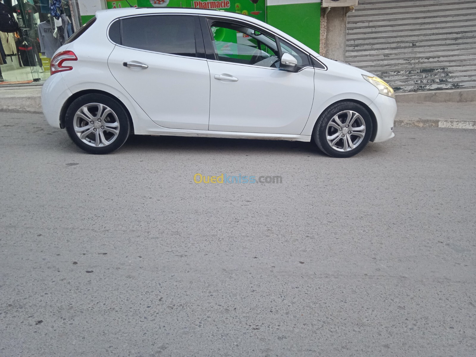 Peugeot 208 2013 Allure