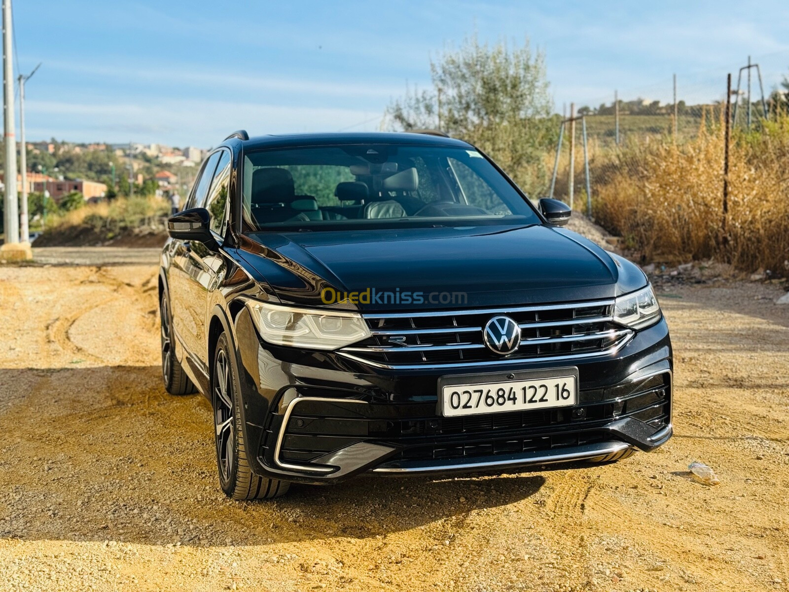 Volkswagen Tiguan 2022 R-line 200cv full options