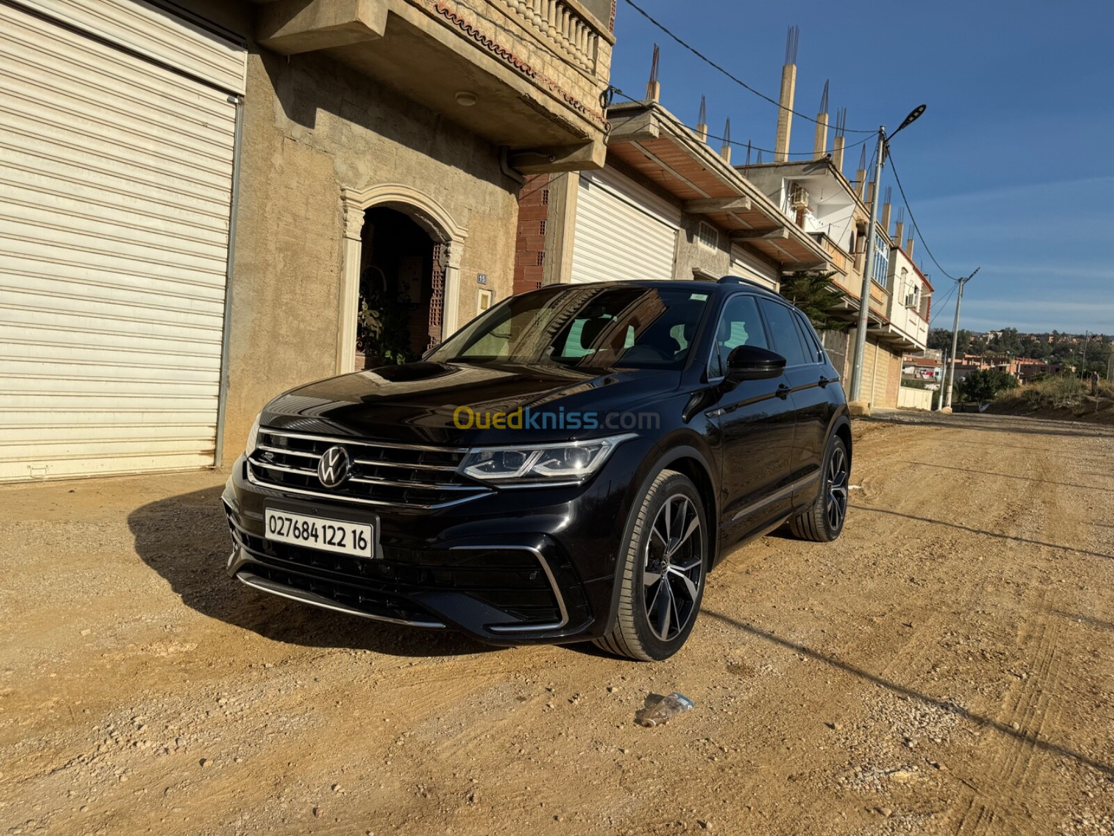 Volkswagen Tiguan 2022 R-line 200cv full options