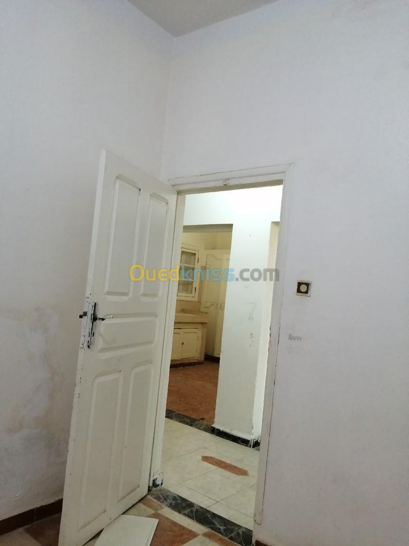 Location Appartement F3 Mostaganem Mostaganem