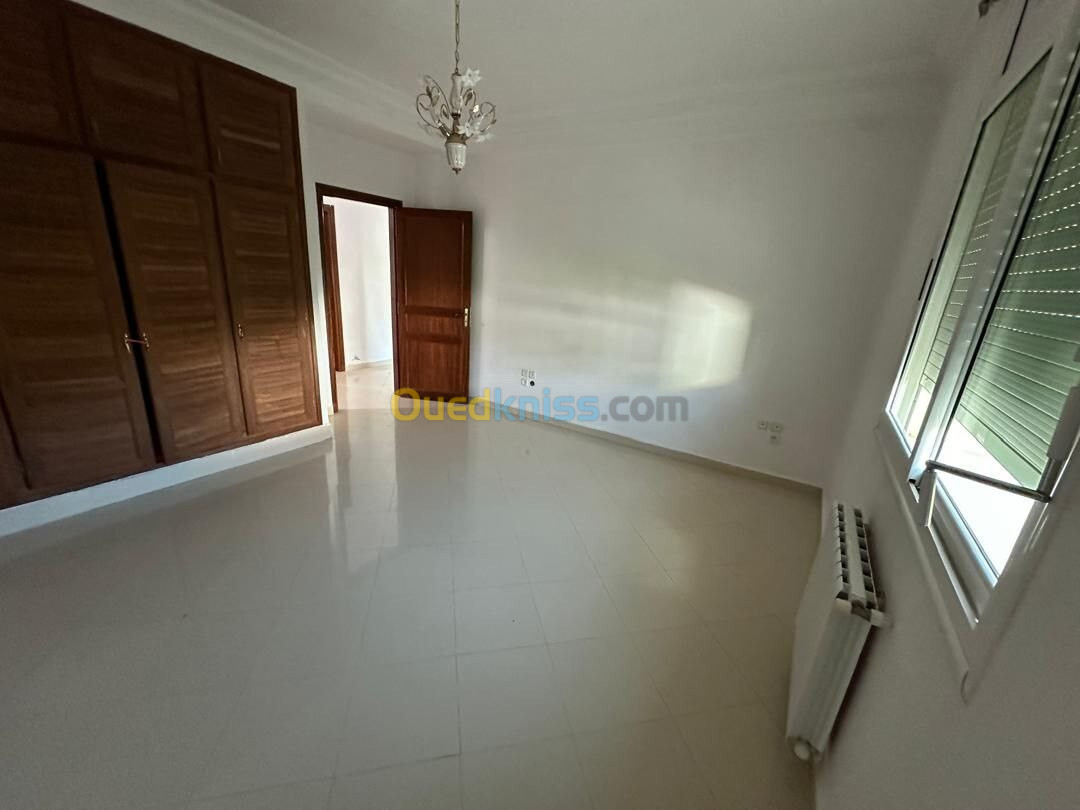 Location Appartement F4 Alger Cheraga