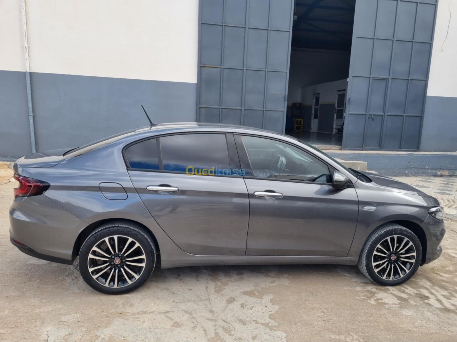 Fiat TIPO 2023 LIFE