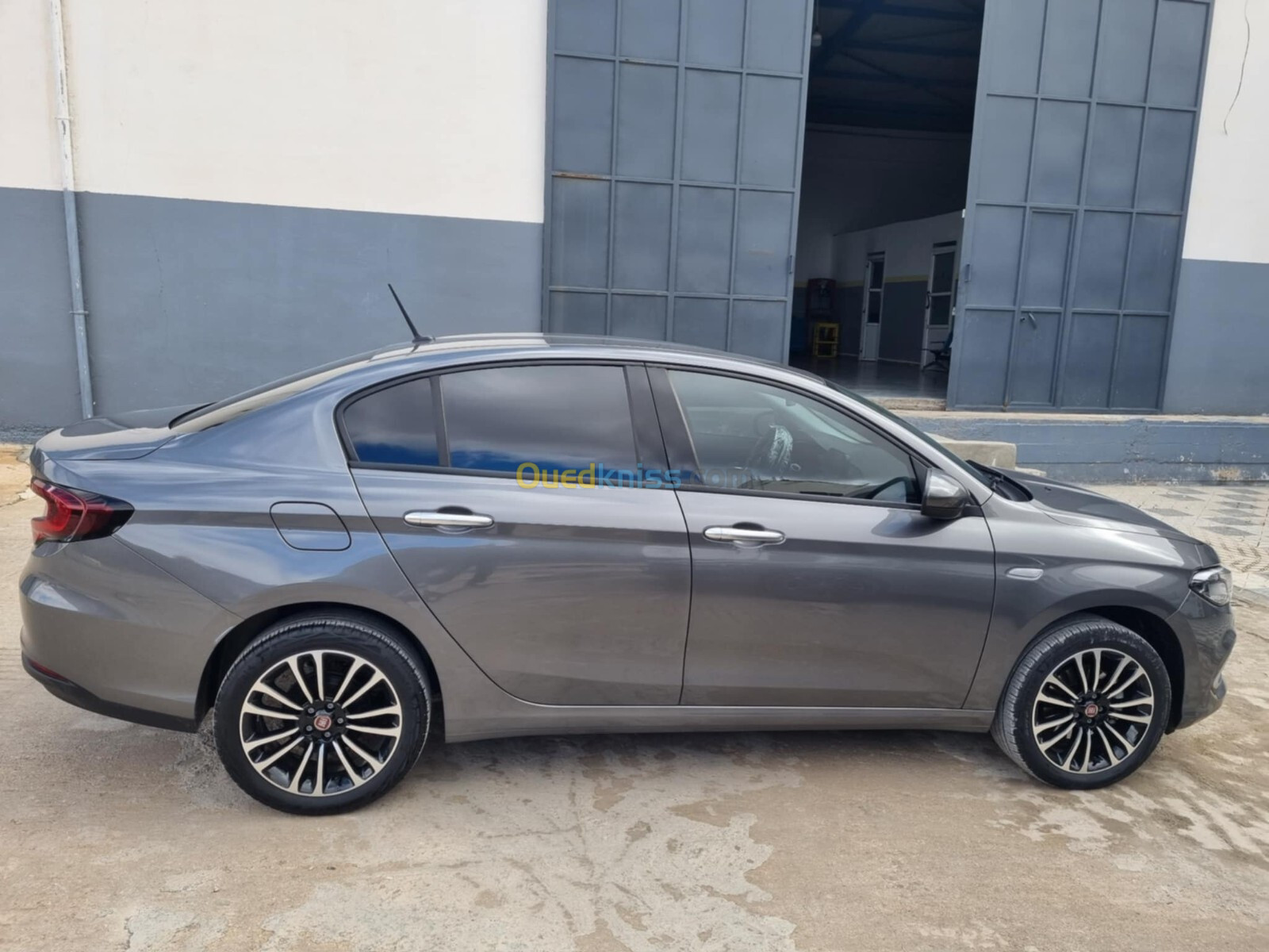 Fiat TIPO 2023 LIFE