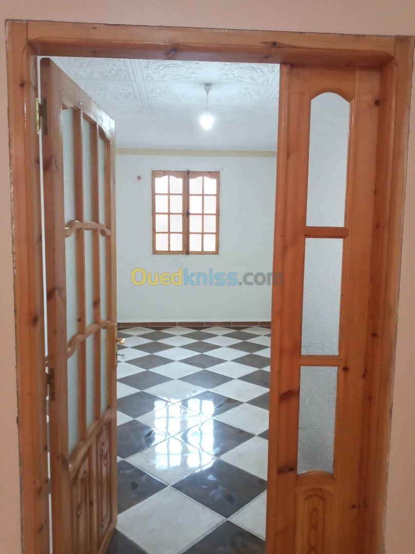 Location Niveau De Villa F3 Batna Batna