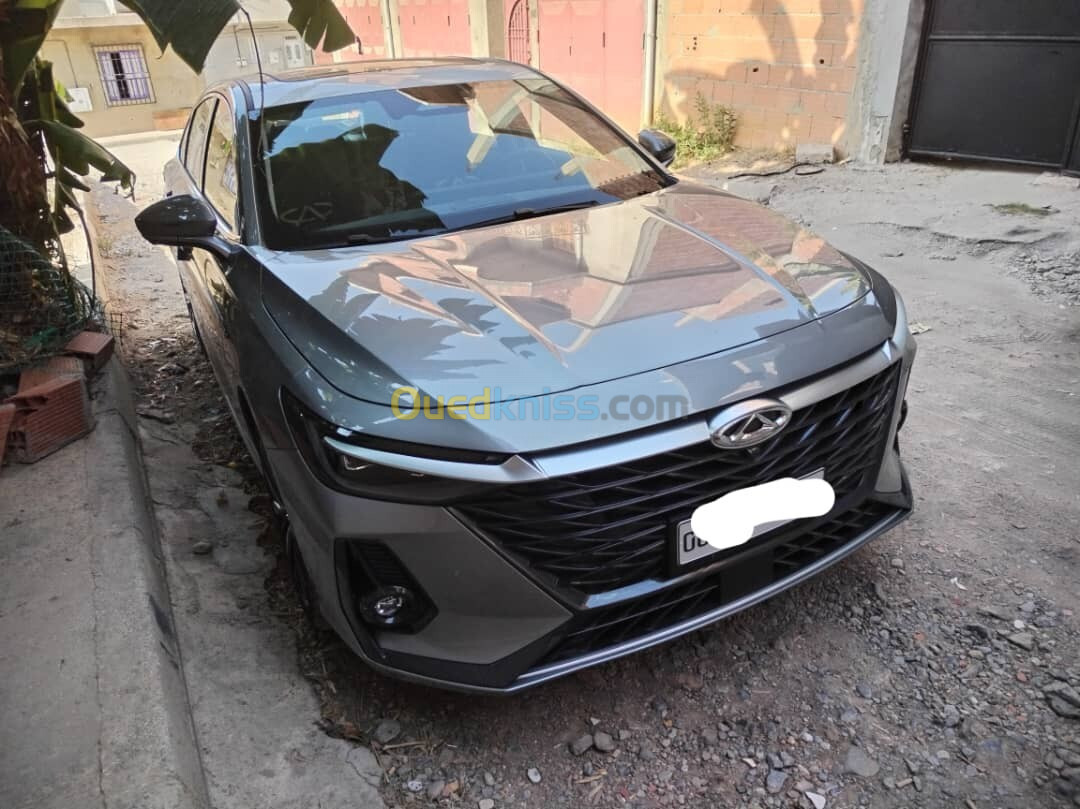 Chery Arizzo8 2024 Luxury