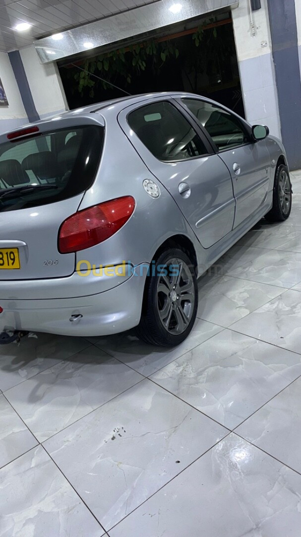 Peugeot 206 2003 Black Silver Edition