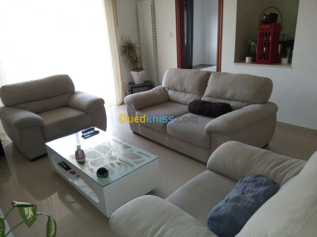 Location vacances Appartement F3 Alger Draria