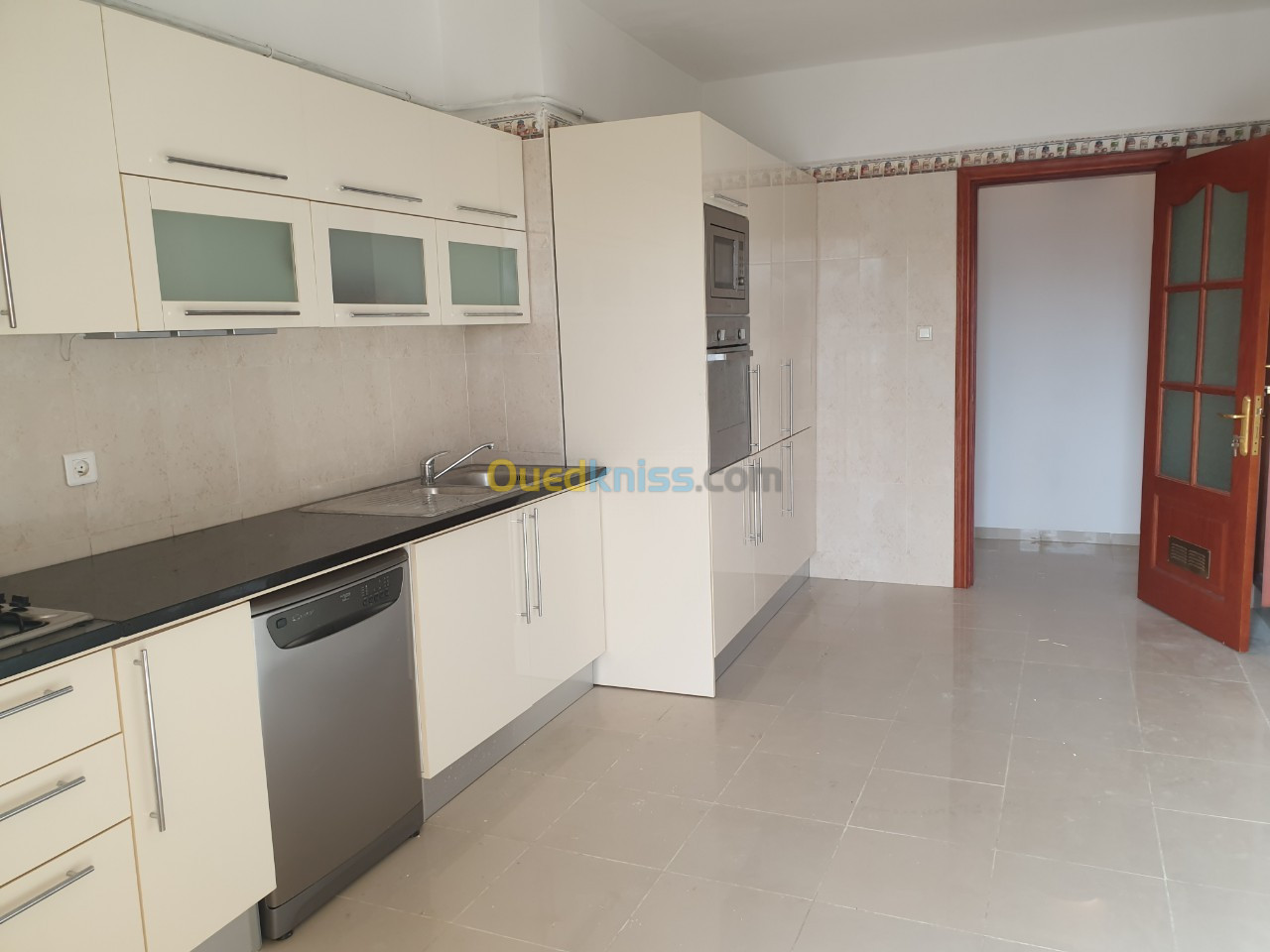 Location Appartement F5 Alger Draria