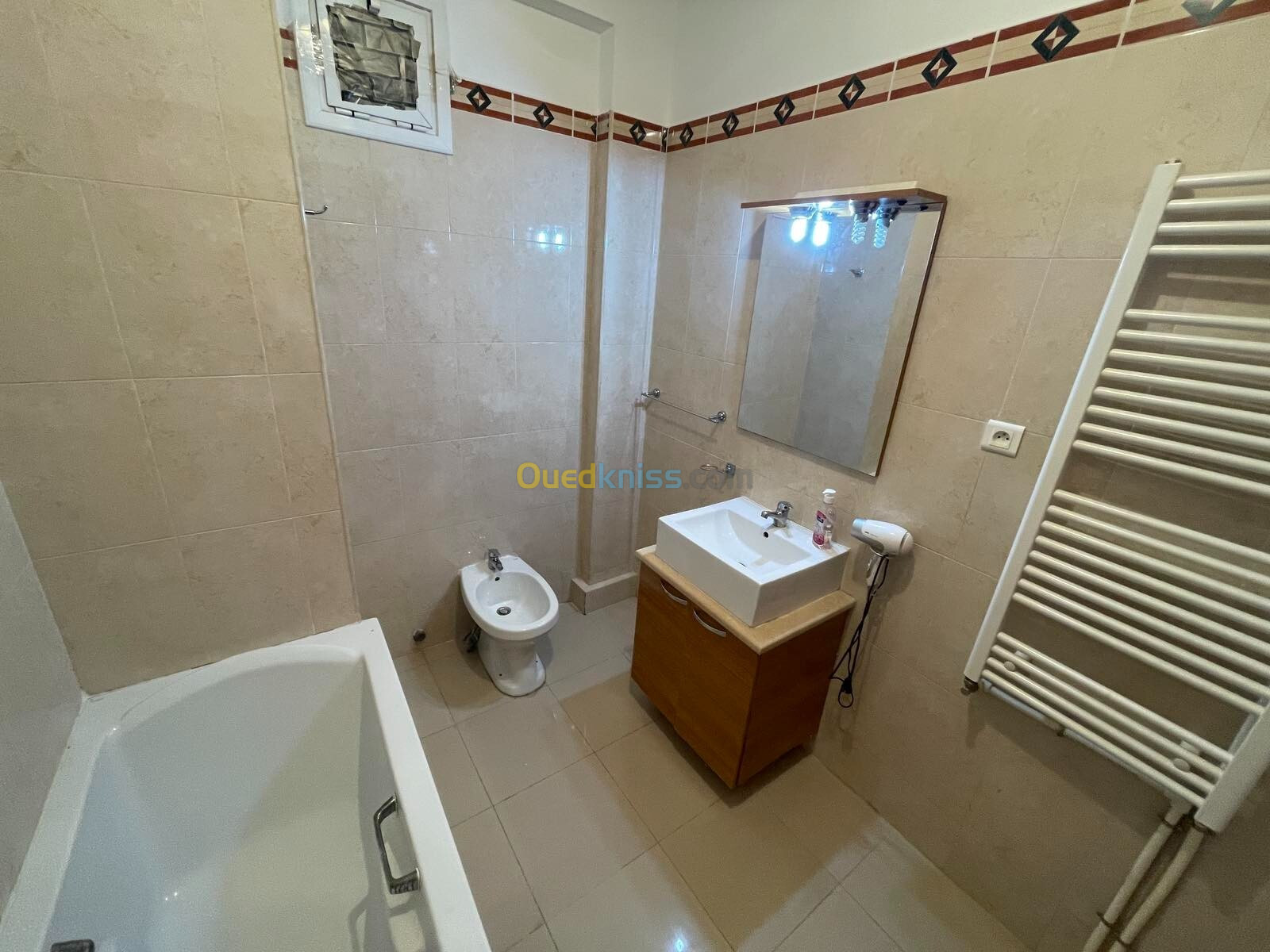 Location vacances Appartement F3 Alger El achour