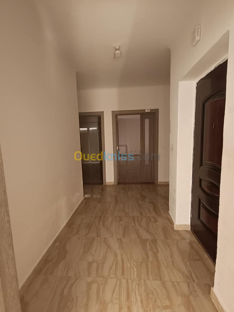 Location Appartement F5 Oran Bir el djir