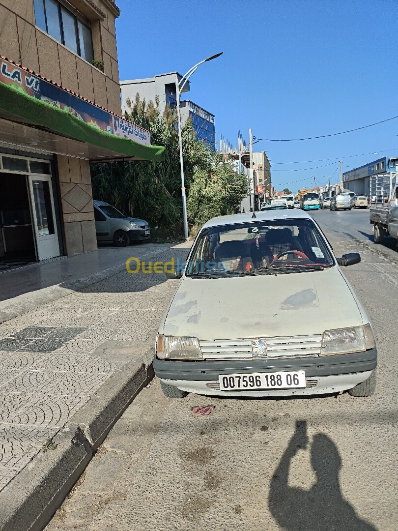 Peugeot 205 1988 Junior