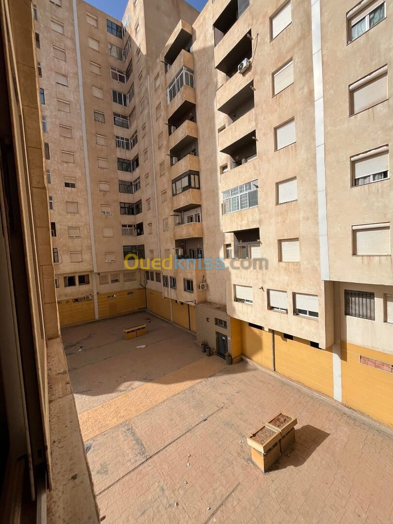 Vente Appartement F4 Oran Bir el djir