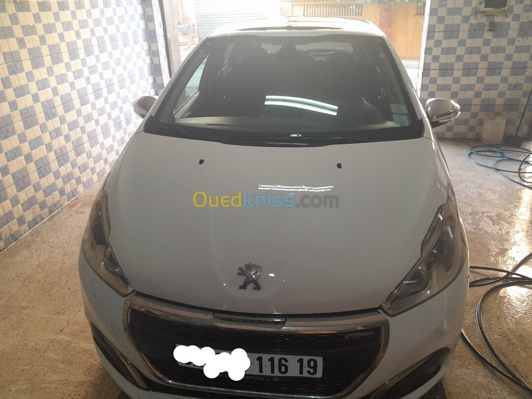 Peugeot 208 2016 GT Line