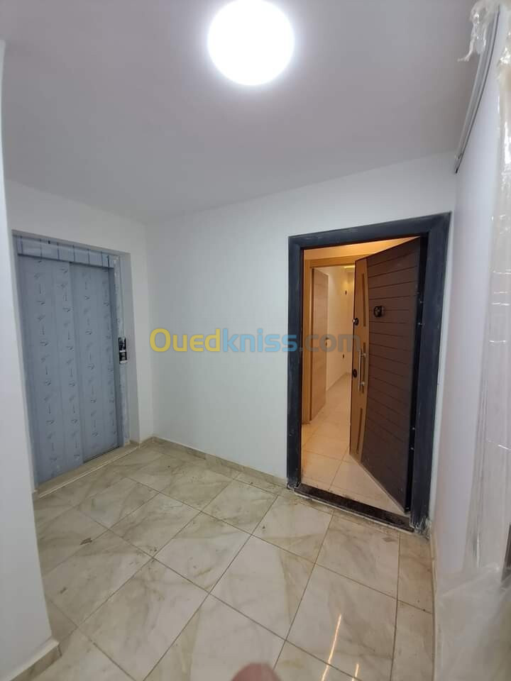 Vente Appartement F4 Alger Bordj el kiffan