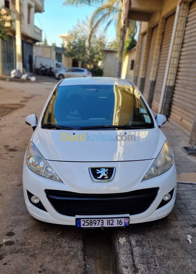 Peugeot 207 2012 