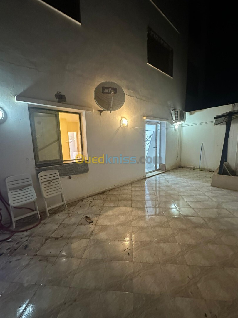 Location Appartement F2 Oran Es senia