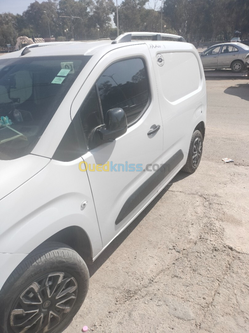 Fiat DOBLO 2023