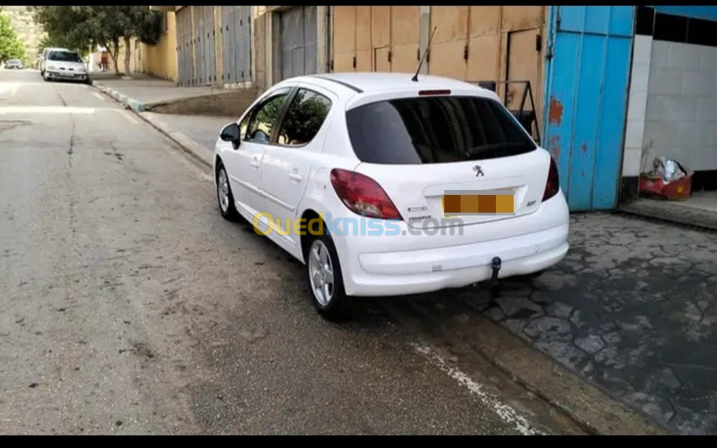 Peugeot 207 2012 