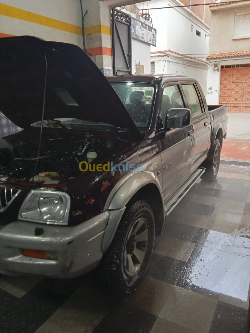 Mitsubishi L200 2007 Doube cabine Evolution