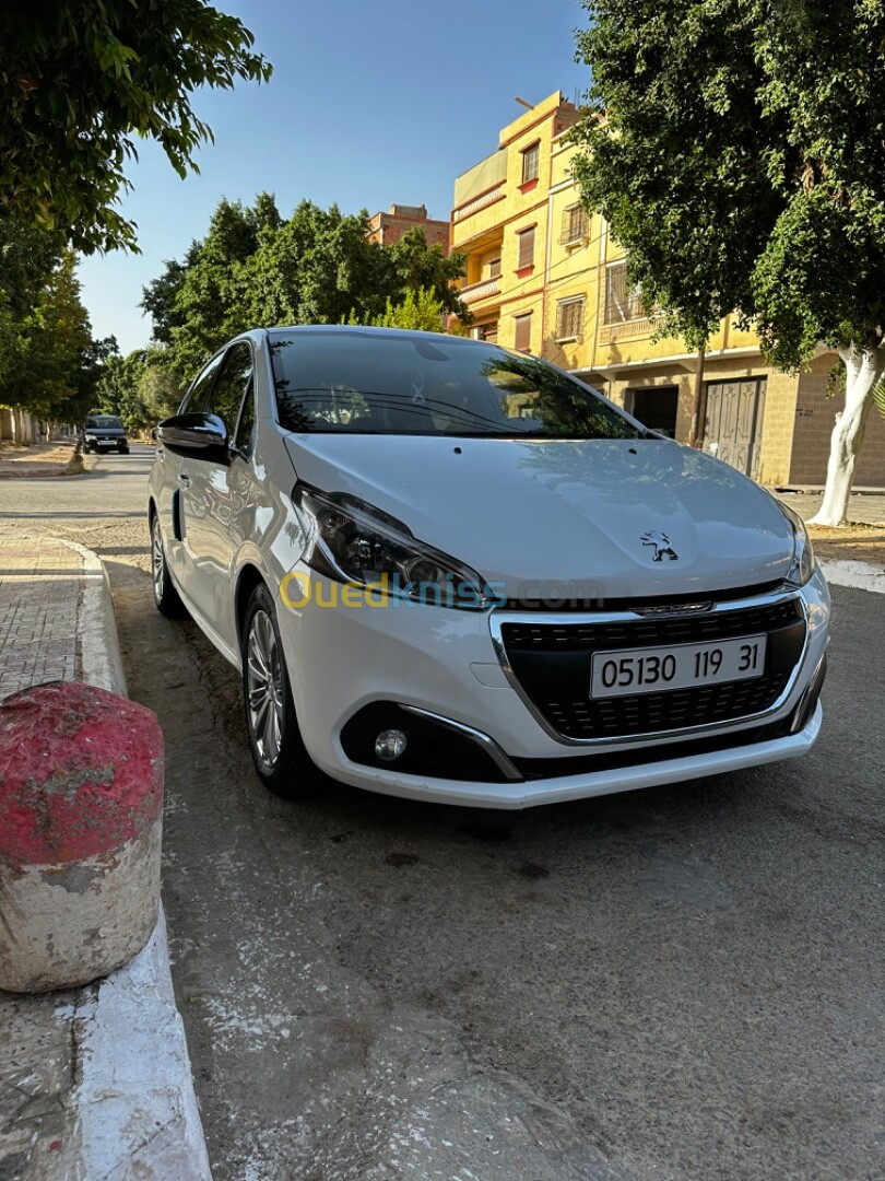 Peugeot 208 2019 Allure