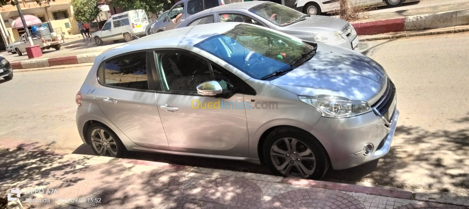 Peugeot 208 2015 Allure