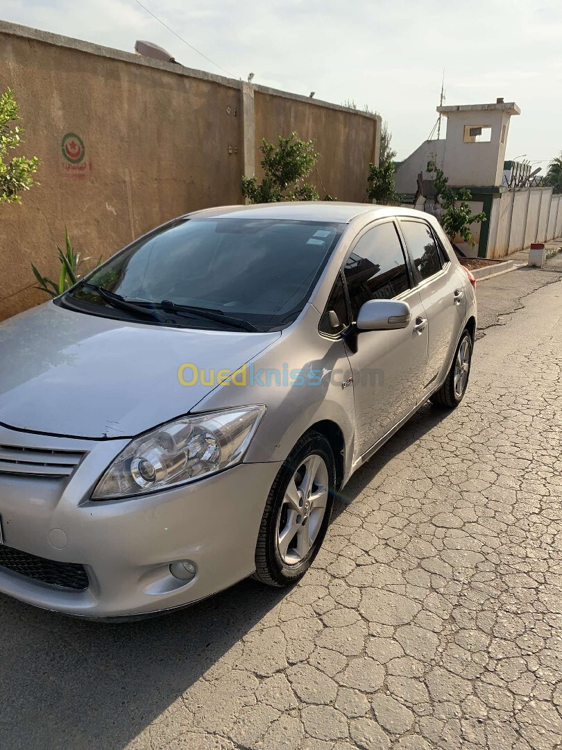 Toyota Auris 2011 Auris