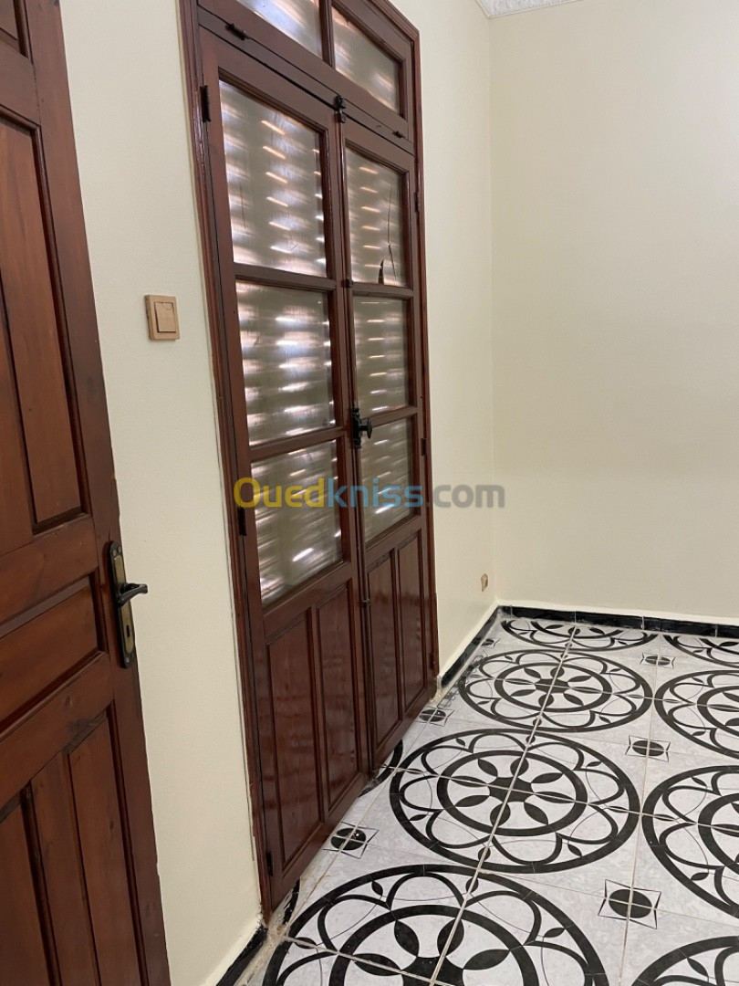 Location Appartement F3 Alger Zeralda