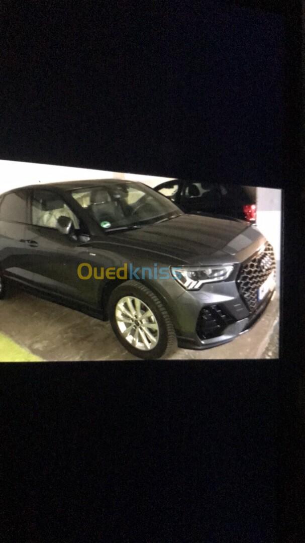 Audi Q3 2022 S.Line intérieur est extérieur