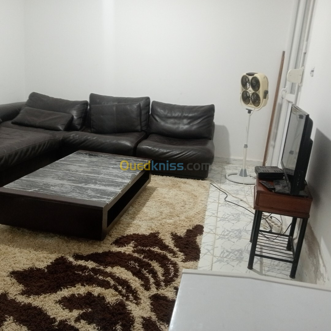 Location vacances Appartement F2 Alger Souidania