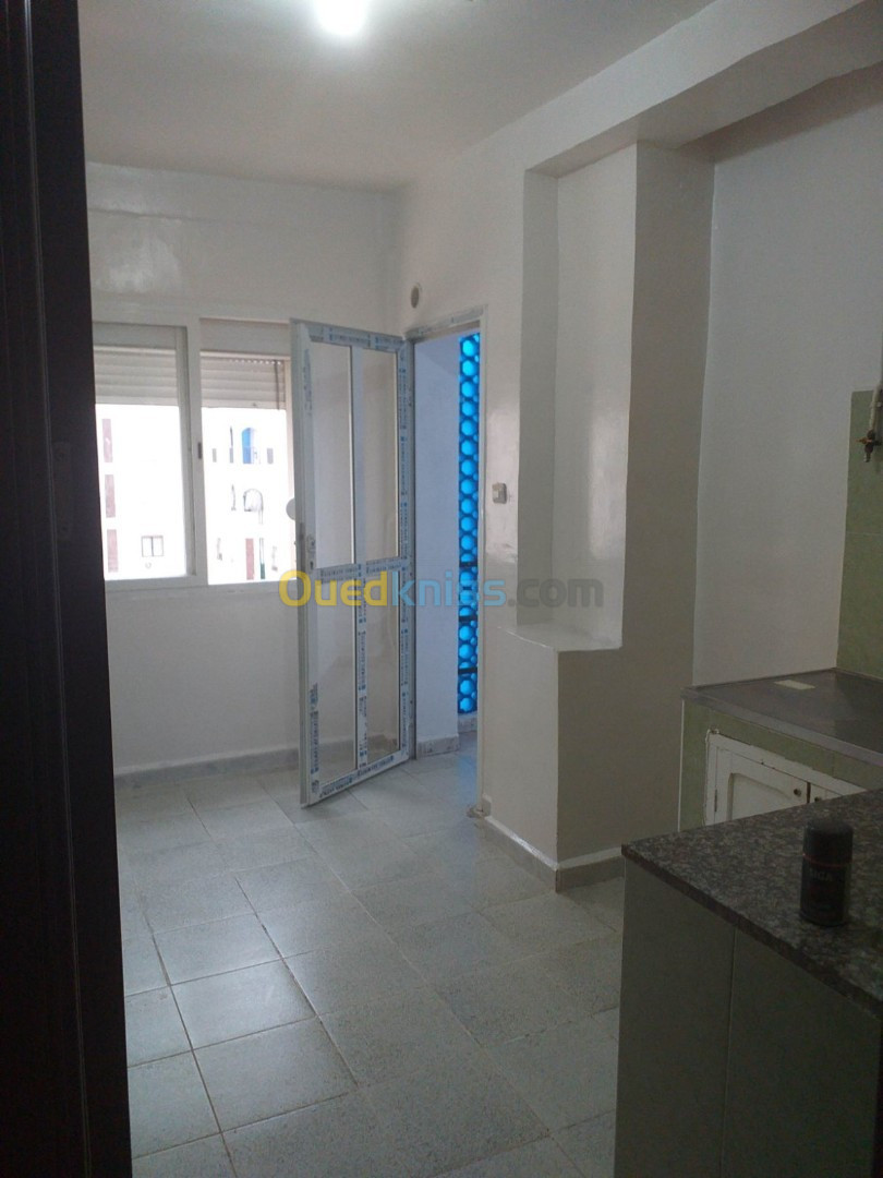 Location Appartement F3 Tipaza Kolea