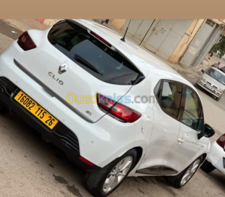 Renault Clio 4 2015 Limited 2