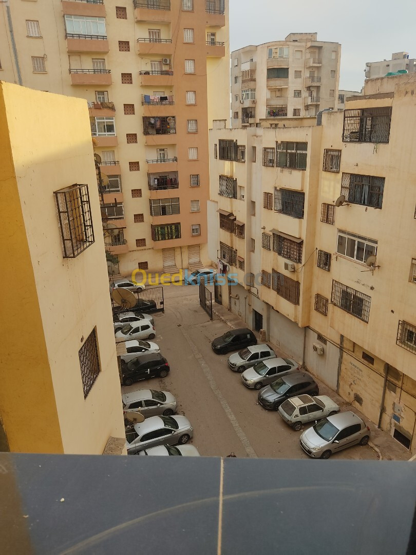 Vente Appartement F4 Oran Sidi chami