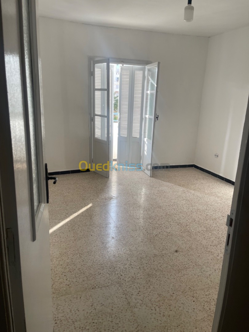 Location Appartement F3 Alger Birtouta