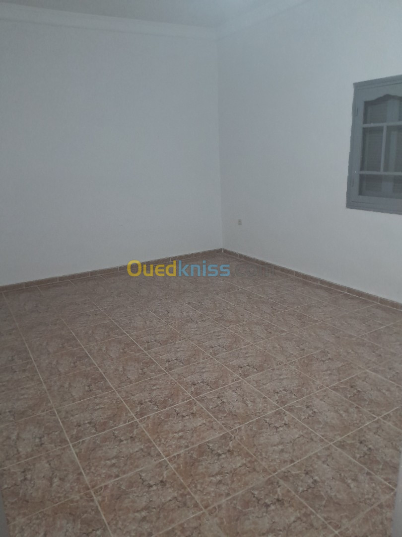 Location Appartement F4 Oran Gdyel