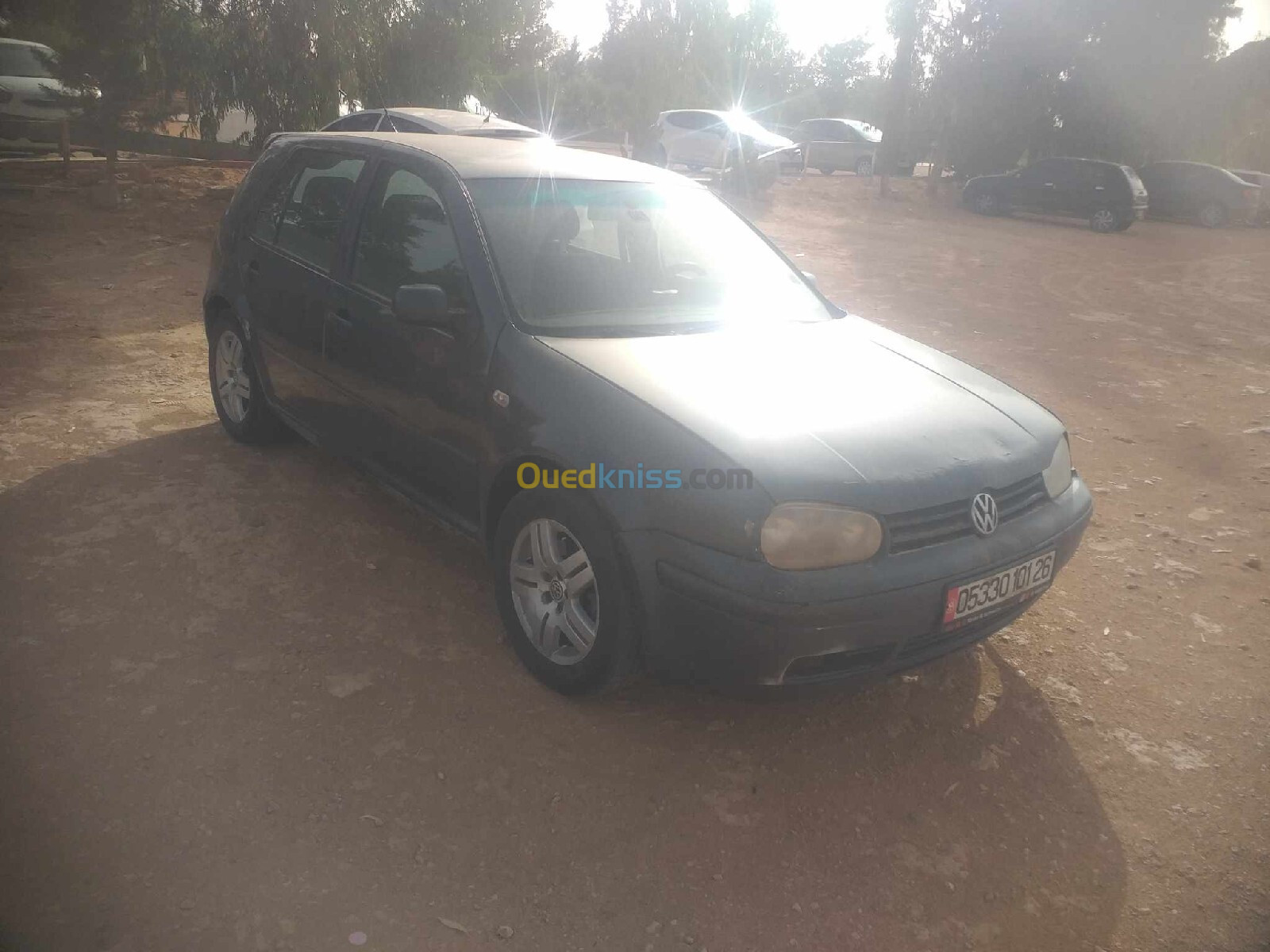 Volkswagen Golf 4 2001 4 montion