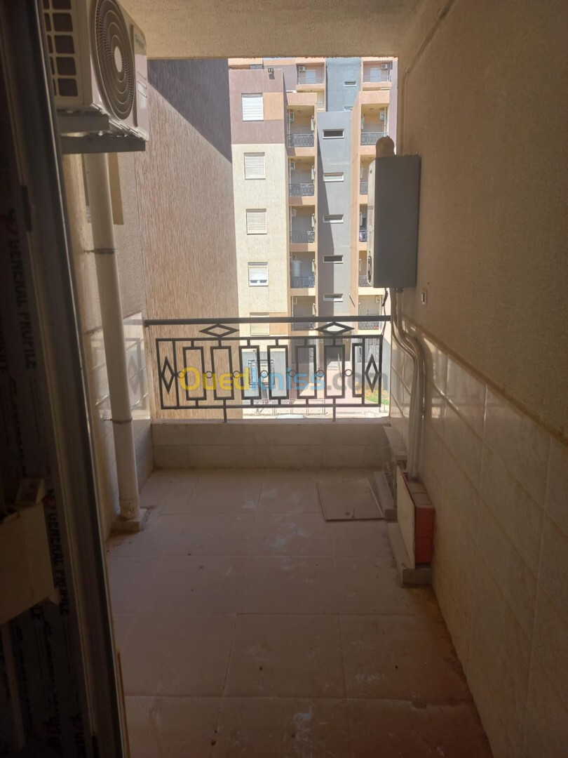 Location Appartement F5 Alger Mahelma