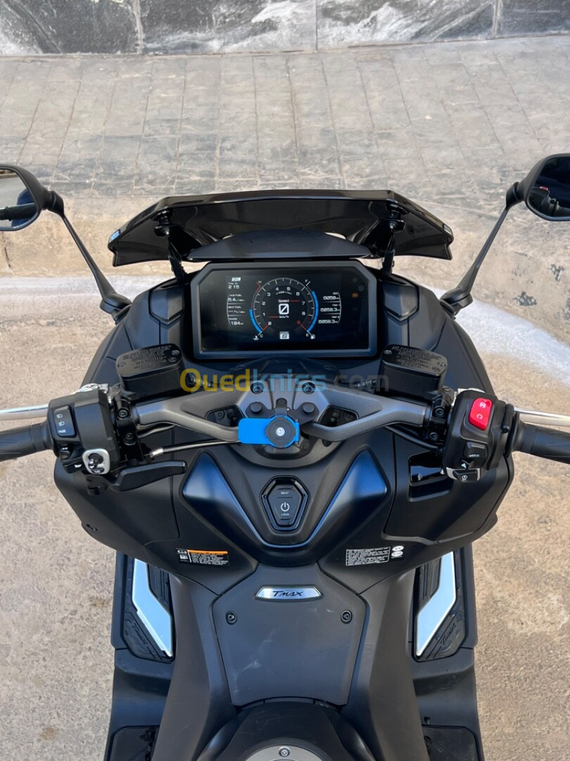 Yamaha Tmax 560 2024